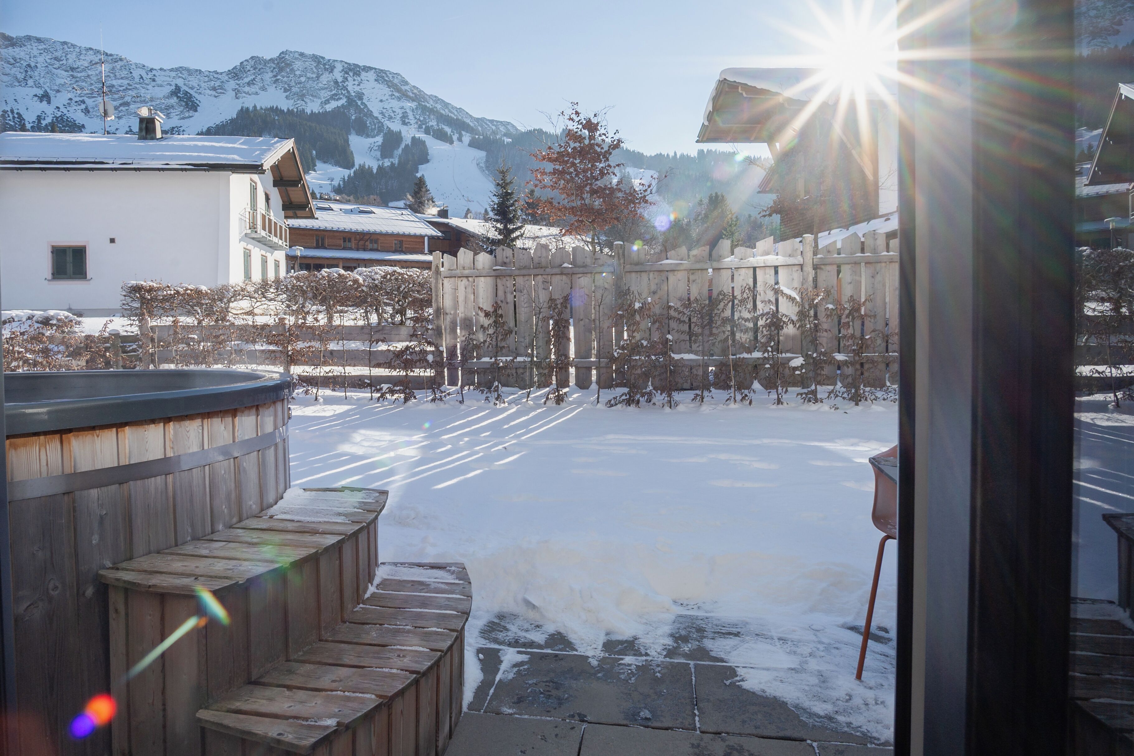 Quarto conforto, vista para a montanha | Banheira de hidromassagem particular