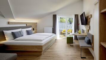 Comfort Room, Mountain View | Hypo-allergenic bedding, in-room safe, individually decorated