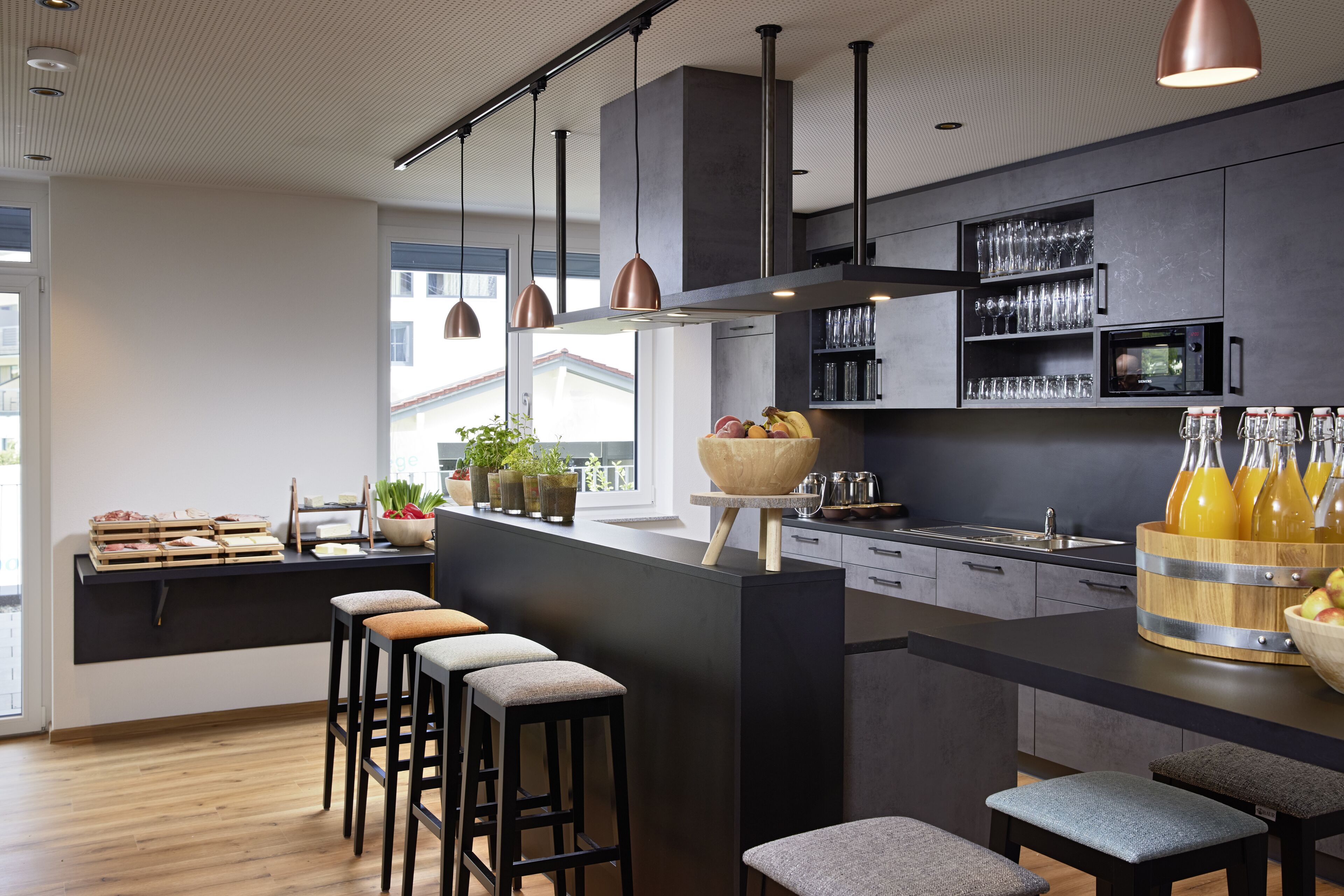 Tägliches inbegriffenes großes Frühstück