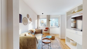 1 bedroom, laptop workspace, free WiFi, bed sheets - LivingTown Lofts Zurich (Zürich)