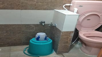 Shower, rainfall showerhead, towels