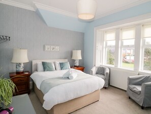 7 bedrooms, individually decorated, individually furnished, free WiFi