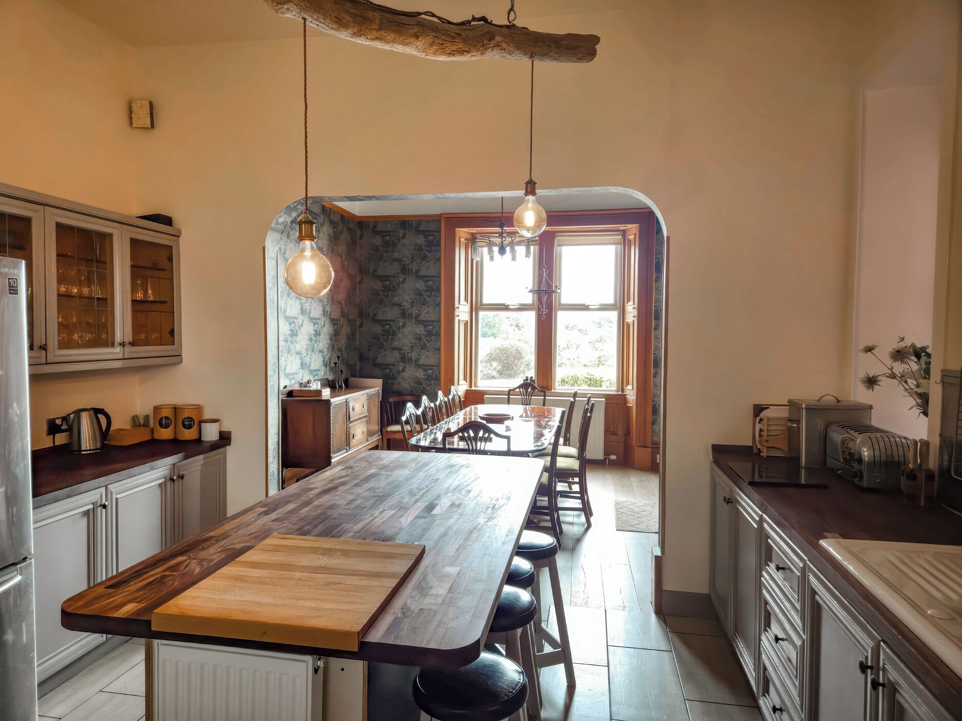 Cottage | Private kitchen | Fridge, dishwasher, electric kettle, toaster