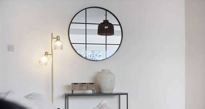 Spacious Living Room & Modern Comforts, Sleeps 4