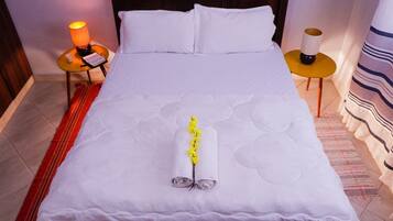 1 bedroom, desk, iron/ironing board, WiFi