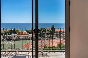 View from property - Casa Strelitzia by An Island Apart (Funchal)