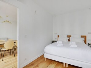 2 Schlafzimmer, Bügeleisen/Bügelbrett, Reisekinderbett, WLAN