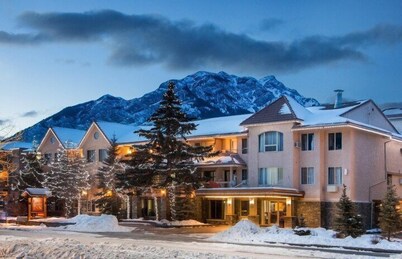 Newly Renovated Room in Banff! Air-Conditioning