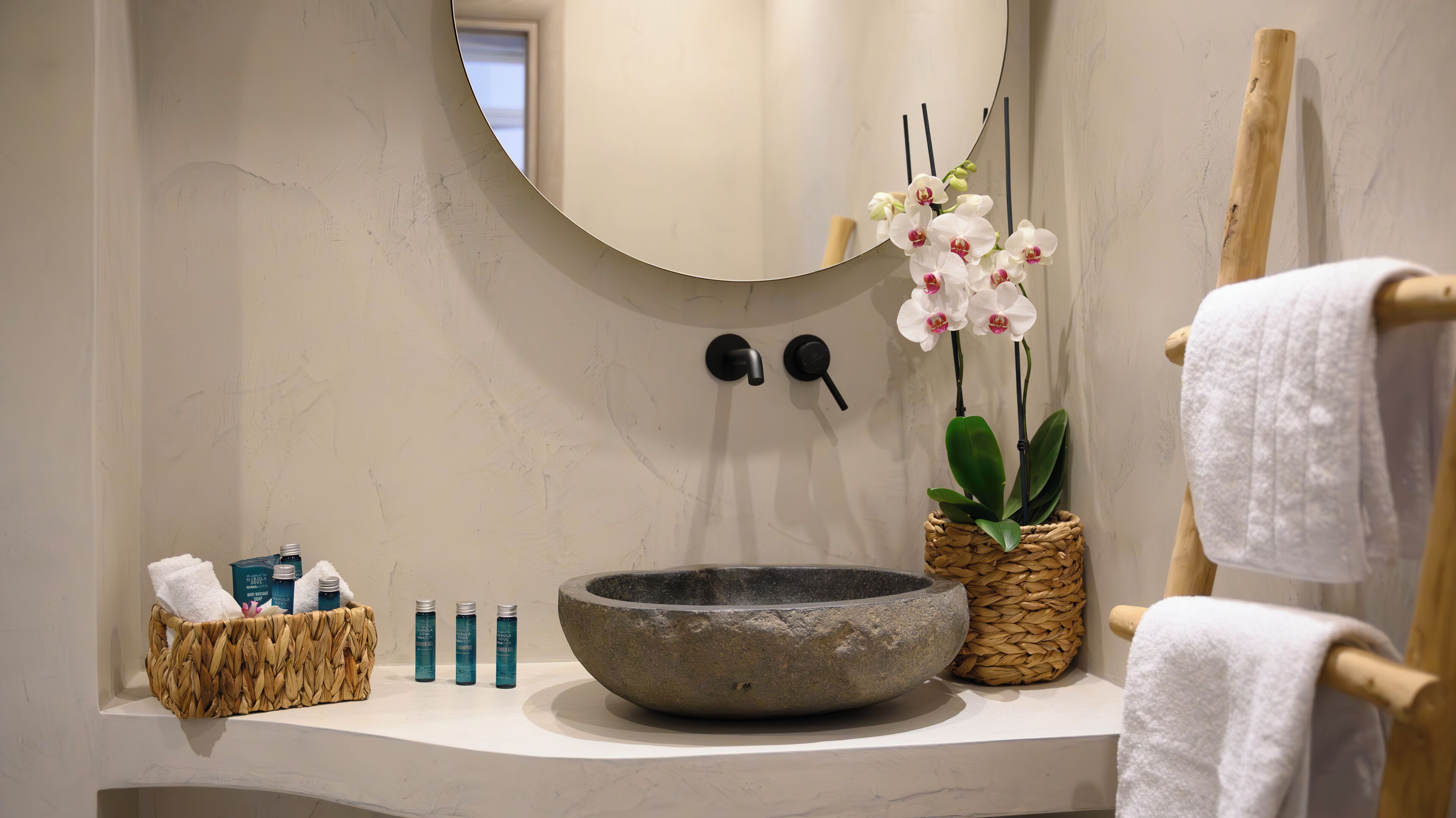 green diamond suite with hot tub | bathroom | shower, hair dryer, towels, soap