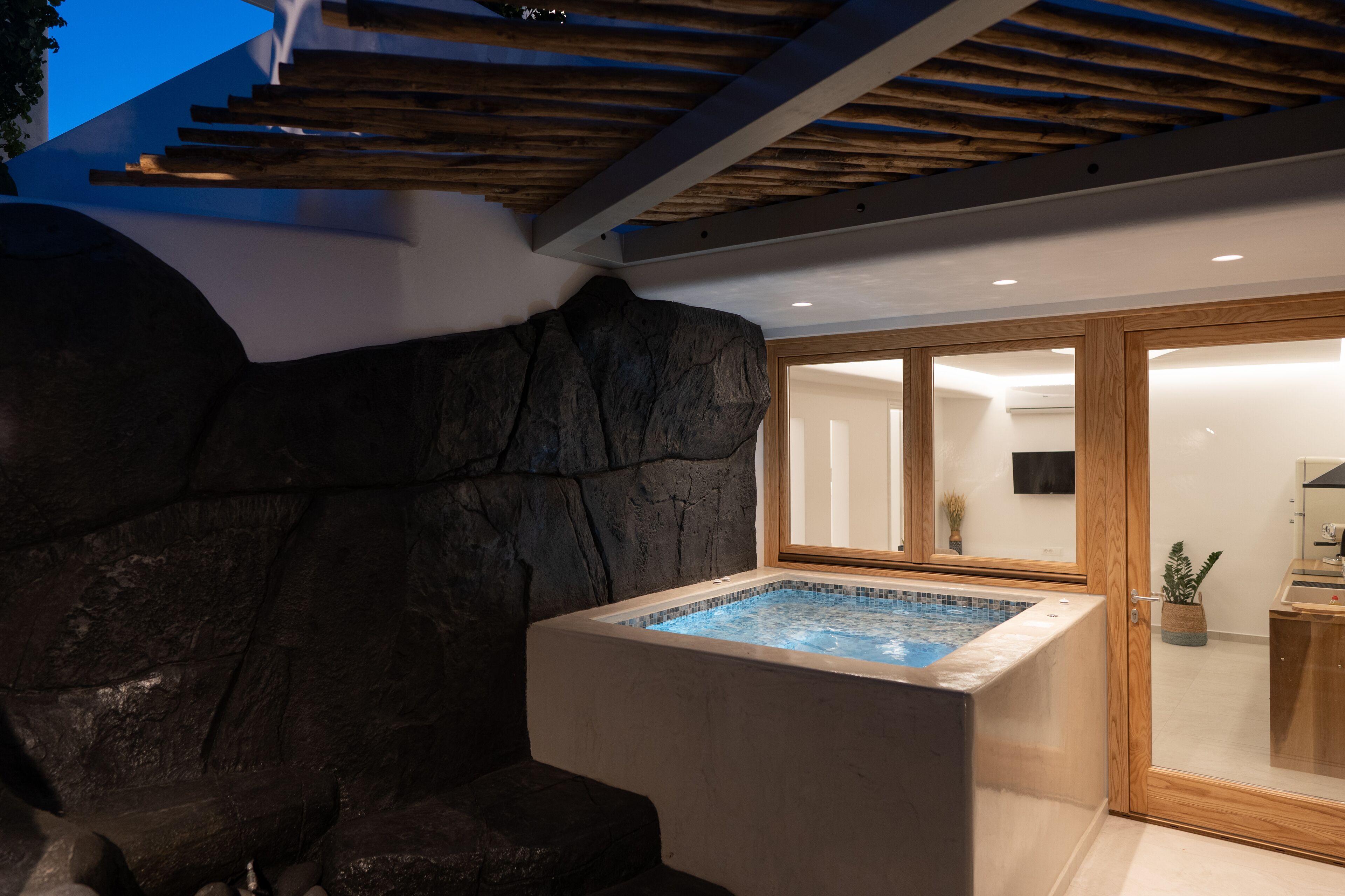 blue diamond suite with hot tub | private spa tub