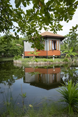 Exterior - The Beatles Lagoon (Chalong)