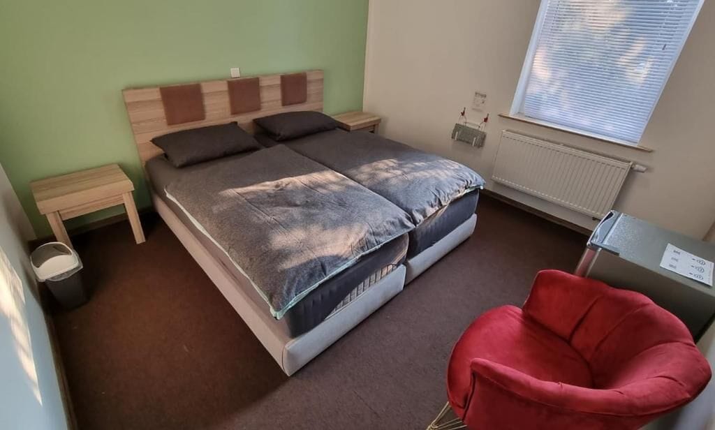 Basic Double Room | Free WiFi, bed sheets