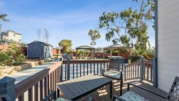 House, 3 Bedrooms | Property grounds