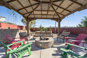 House, 3 Bedrooms | Terrace/patio