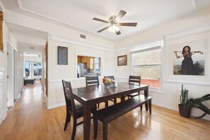 House, 3 Bedrooms | Dining