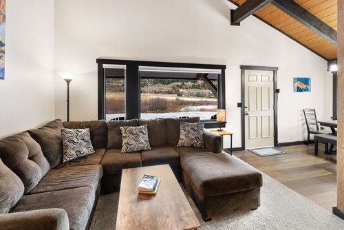 Big Sky Meadow Retreat 1 Bedroom Plus Loft