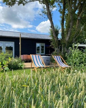 Cottage | Exterior - Impeccable 2-bed Cottage Near Woodbridge (Woodbridge)