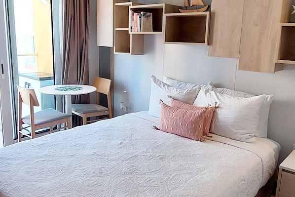1 bedroom, iron/ironing board, WiFi, bed sheets