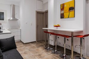 City Apartment | Living area - Bijou apartment in Glyfada center (Glyfada)