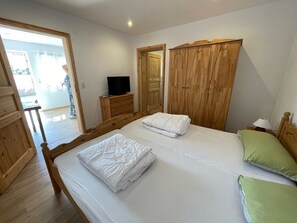 3 soverom, wi-fi (mot et tillegg) og sengetøy