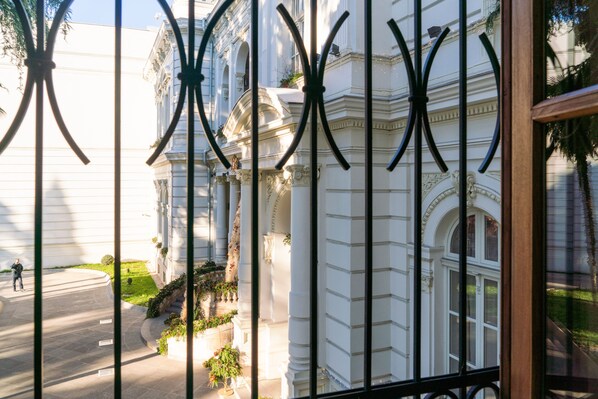 Apartment | Street view - H&B apartments Atoneli (Tbilisi)