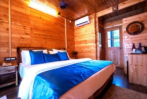 Deluxe Double Room | 1 bedroom, premium bedding, rollaway beds, free WiFi