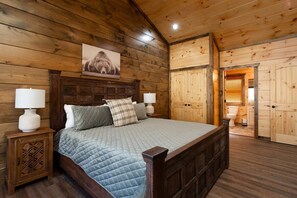 4 Schlafzimmer, Bügeleisen/Bügelbrett, WLAN, Bettwäsche