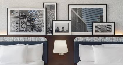 DoubleTree by Hilton Long Island City, NY