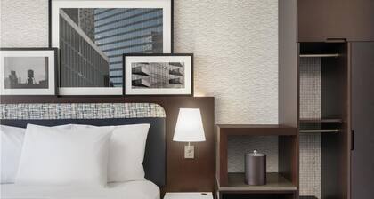 DoubleTree by Hilton Long Island City, NY