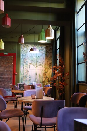 Reception - Comic Art Hotel (Ghent)