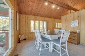 Hus (2 Bedrooms) | Interiör