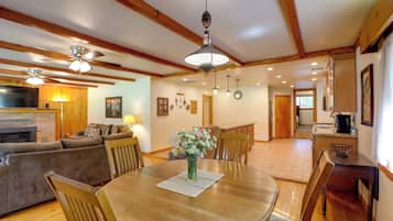 Nhà (3 Bedrooms) | Nội thất