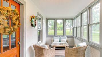 ู
ูุฒู (4 Bedrooms) | ุงูู
ูุดุฃุฉ ู
ู ุงูุฏุงุฎู