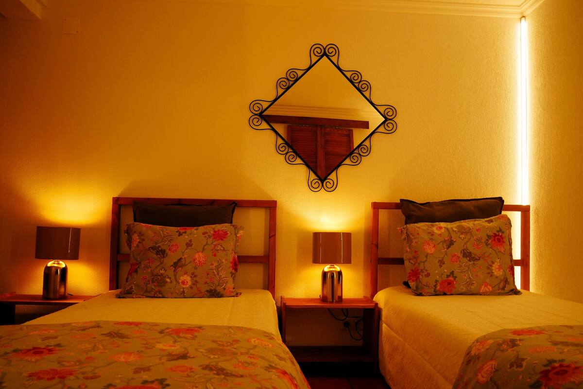 Classic Apartment | In-room safe, blackout curtains, free WiFi, individually decorated