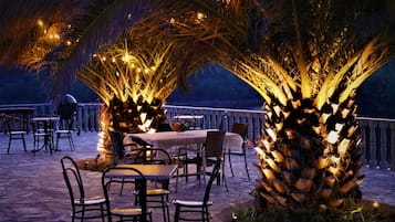 Front of property – evening/night