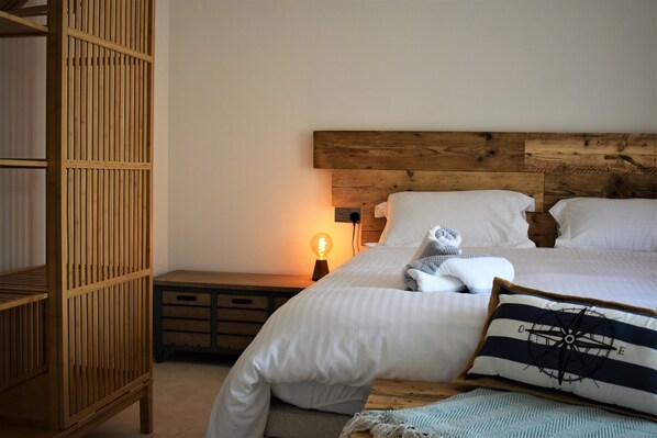 4 soverom, strykejern/-brett, reiseseng for barn og wi-fi