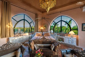 Interior - Oriental Palace in a beautiful 2 hectares oasis in the Marrakech countryside (Centre Commune Ouled Hassoune)