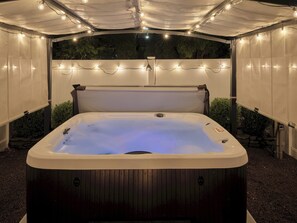 Baignoire à remous extérieure