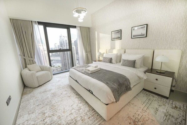 2 bedrooms, in-room safe, iron/ironing board, travel crib