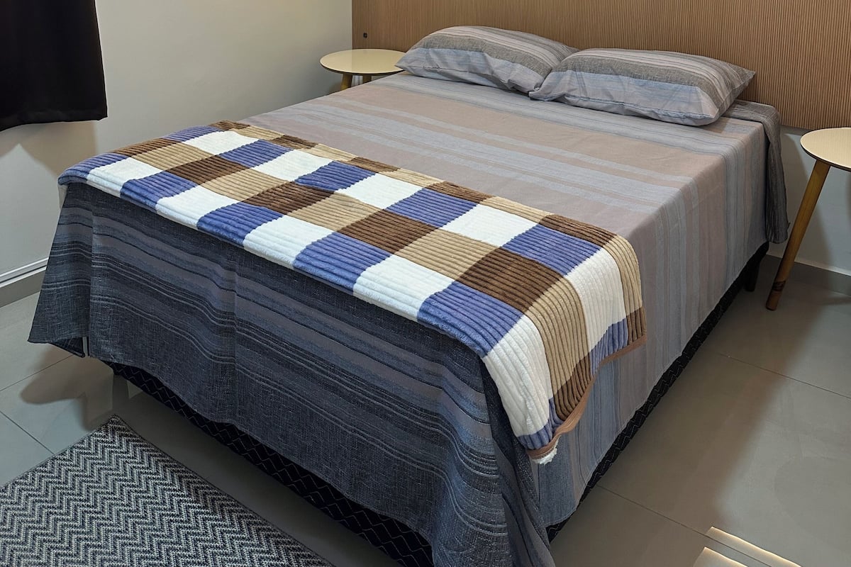 Eenvoudige tweepersoonskamer, 1 tweepersoonsbed | Een minibar, gratis wifi, beddengoed