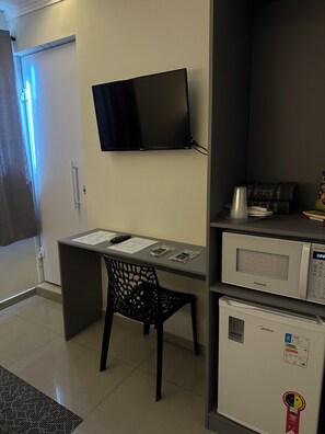 Kamar Double Basic, 1 Tempat Tidur Double | Minibar, Wi-Fi gratis, dan seprai linen