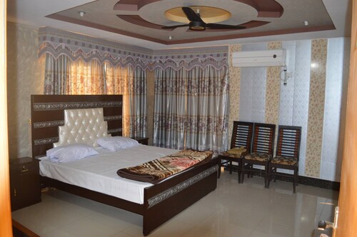 Al Murtaza Guest House 