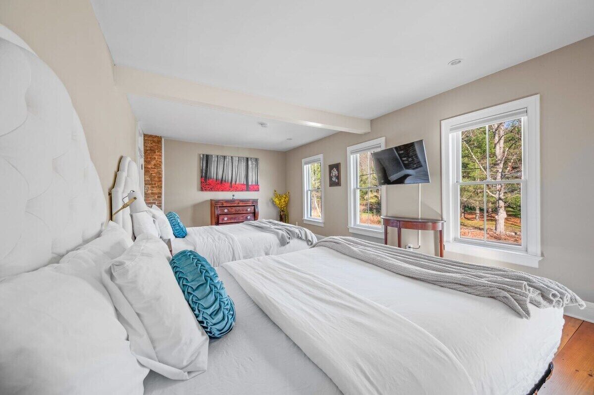 8 多间卧室、熨斗/熨衣板、旅行婴儿床、WiFi