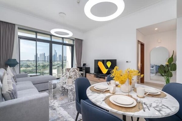 Living area - Vogue Golf Views - Vida Emirates Hills (Dubai)