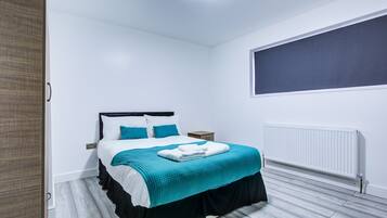 House | 7 bilik tidur, peralatan tempat tidur premium, seterika/papan seterika