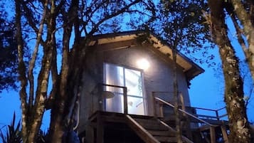 Basic Chalet | Exterior