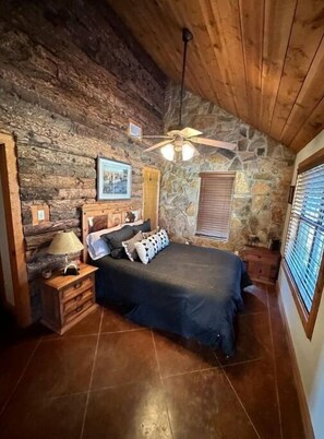 2 chambres, coffre-fort, literie fournie