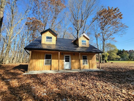 Exterior. Cozy Mountain Lodge Near Seven Springs & Ohiopyle - Sleeps 8 - Pet Friendly