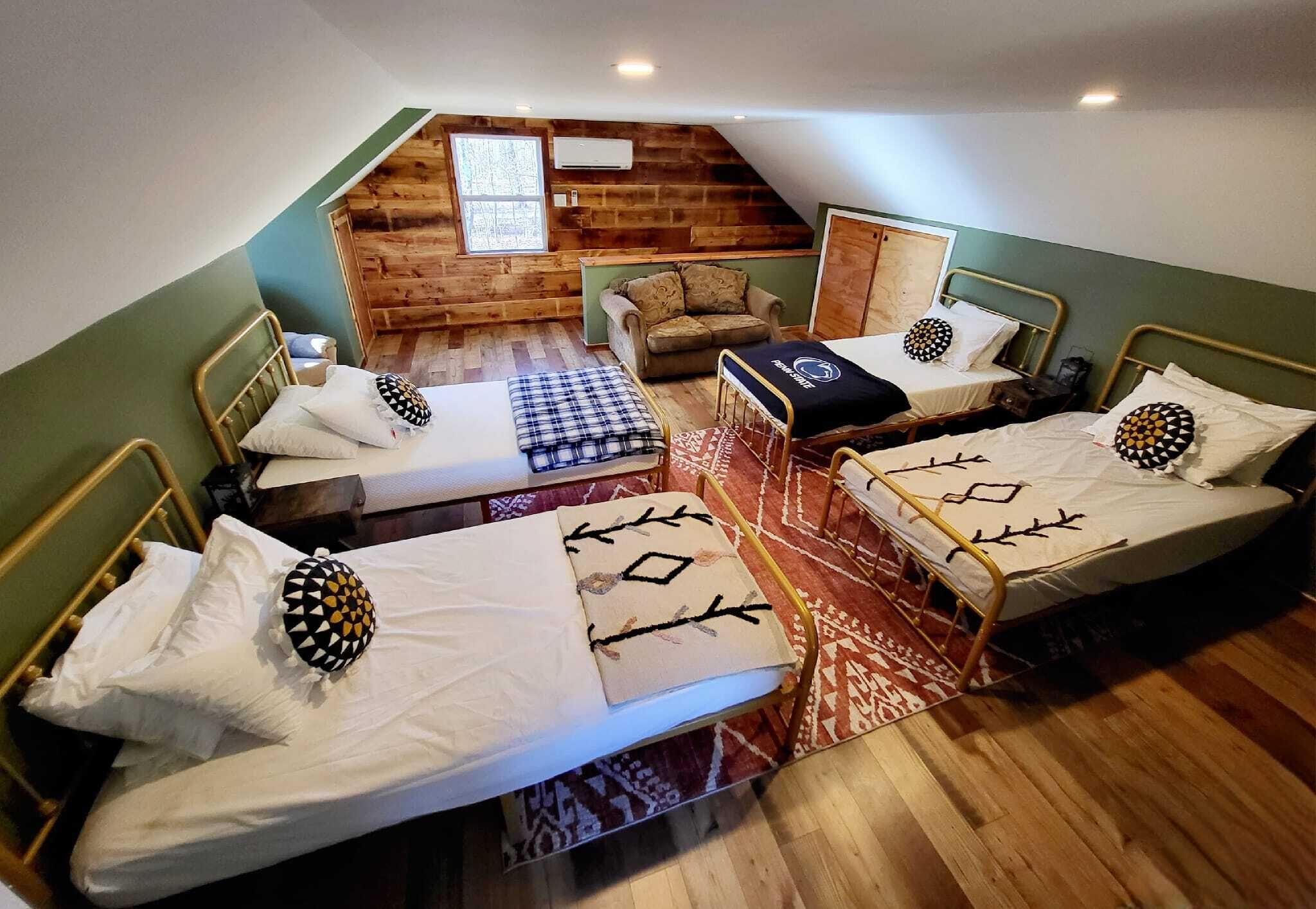 2 bedrooms, WiFi, bed sheets, wheelchair access