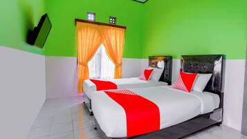 Standard Twin Room | Free WiFi, bed sheets
